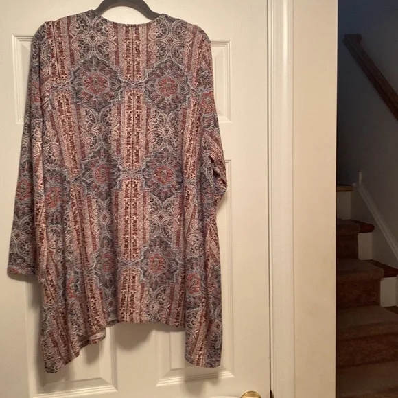 Fred & David Multi color size 2X top - Picture 2 of 2